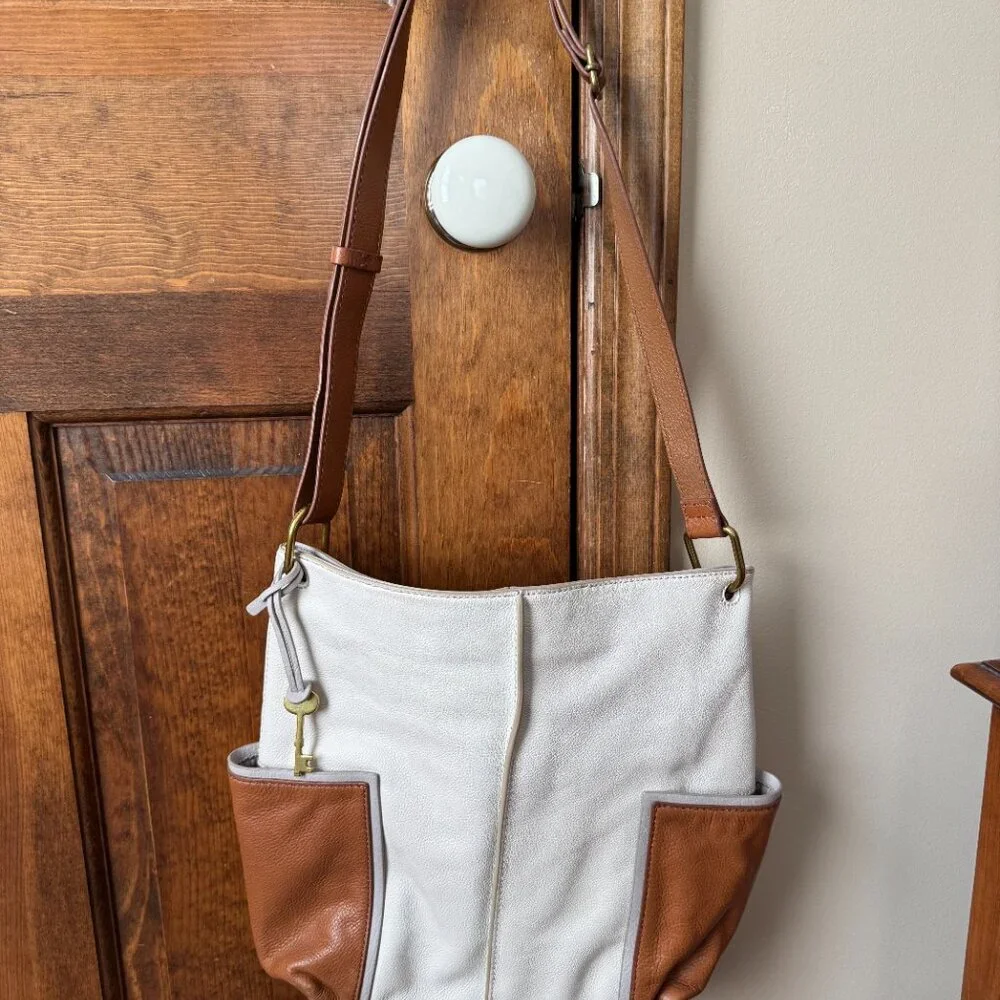 Fossil Ivory & Brown Shoulder/Crossbody Hobo Bag w/Side Pockets